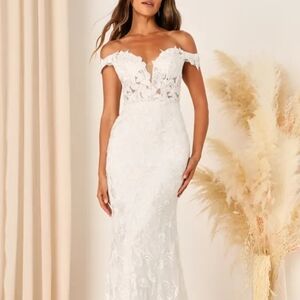 NWT Lulus Lux Off The Shoulder Subtle Mermaid Wedding Dress Size 10